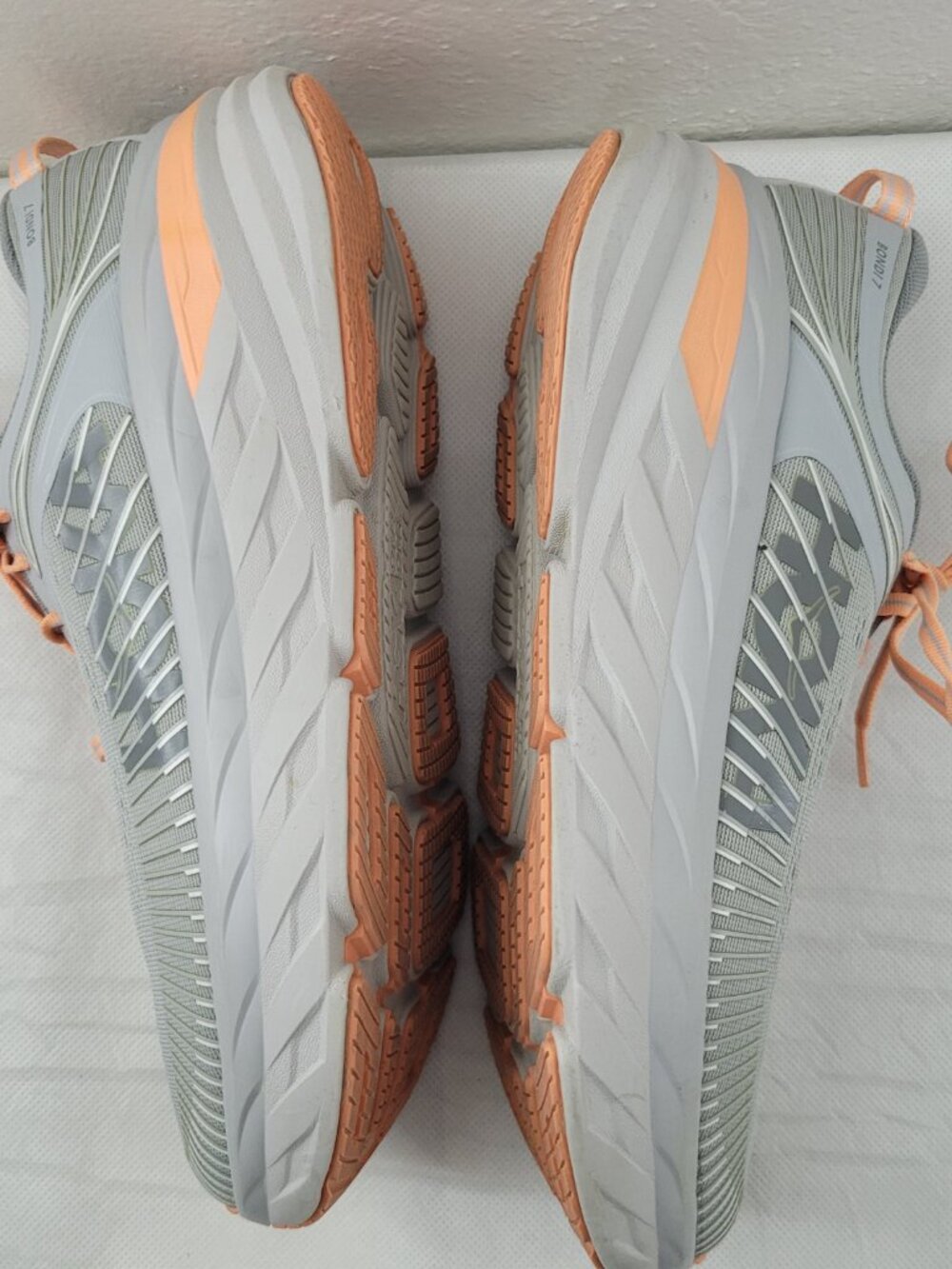 Hoka One One Bondi 7 Running Shoes Womens 11 Gray Orange Sneakers Sharkskin - Picture 6 of 14